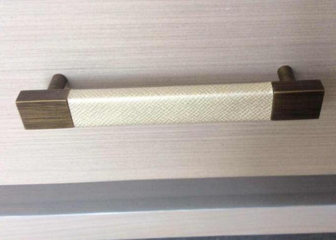 Soporte gris de madera de la noche del color del top de la chapa HPL de madera de roble, tabla del lado de la cama 0