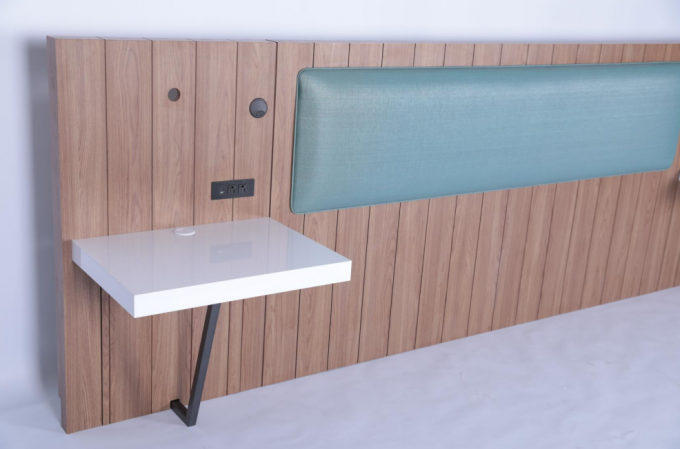 Moderno Hotel Sencillo Cabeza de Rey de Madera Sólida Con Dos mesas de noche 1