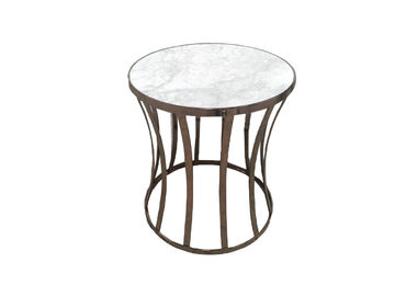 comprar El lado con base metálica de la sala de estar del oro presenta para los muebles del hotel, mesa de centro redonda moderna Fabricación en línea