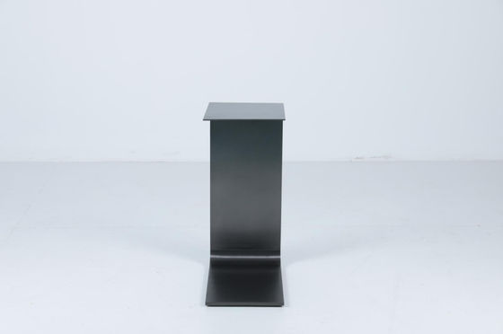 comprar Minimalista luz lujosa habitación de lujo Negro en forma de C Mesa final Fabricación en línea