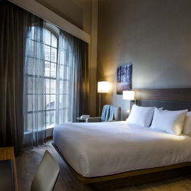 comprar muebles de madera del dormitorio del hotel del hotel FFE de la hospitalidad de la nuez por encargo de cinco estrellas de los casegoods Fabricación en línea