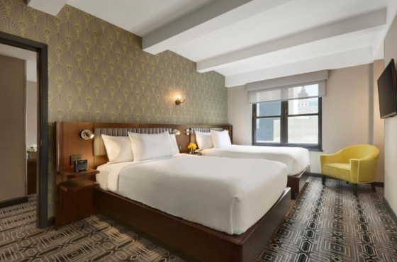 comprar Los muebles de madera de goma del dormitorio del hotel fijaron espuma de alta densidad Fabricación en línea