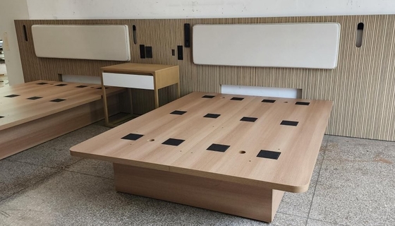 Un buen precio. Lujo moderno de la base de la cama del metal del hotel del hogar de los muebles en línea