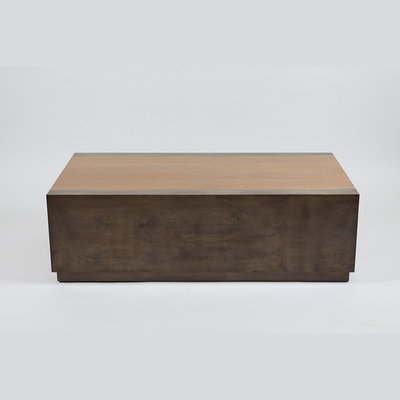 Un buen precio. Las líneas limpias ajustan la mesa de centro de madera sólida para los muebles de la sala de estar en línea