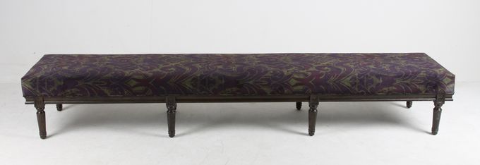De madera sólido del estilo del vintage de la sala de estar del banco americano de Ottoman tapizada 3