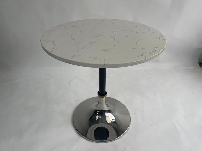 Tabla de cóctel de mármol blanca de la ronda superior del cisne del espacio pequeña con la base de acero inoxidable 1