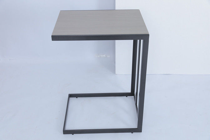 Madera sólida y metal sala de estar personalizada C mesa lateral en hotel de lujo y casa 4