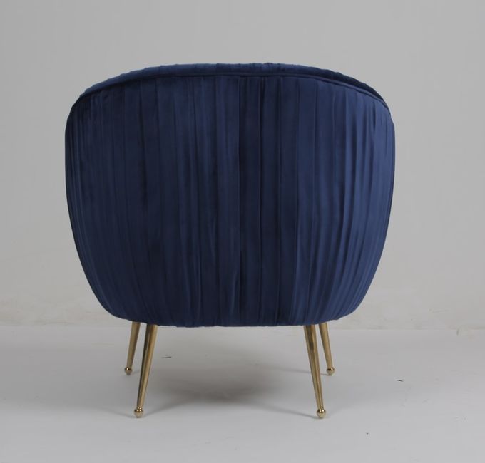 Butaca azul moderna de la tela del terciopelo de los 88CM con las piernas de acero inoxidables 2