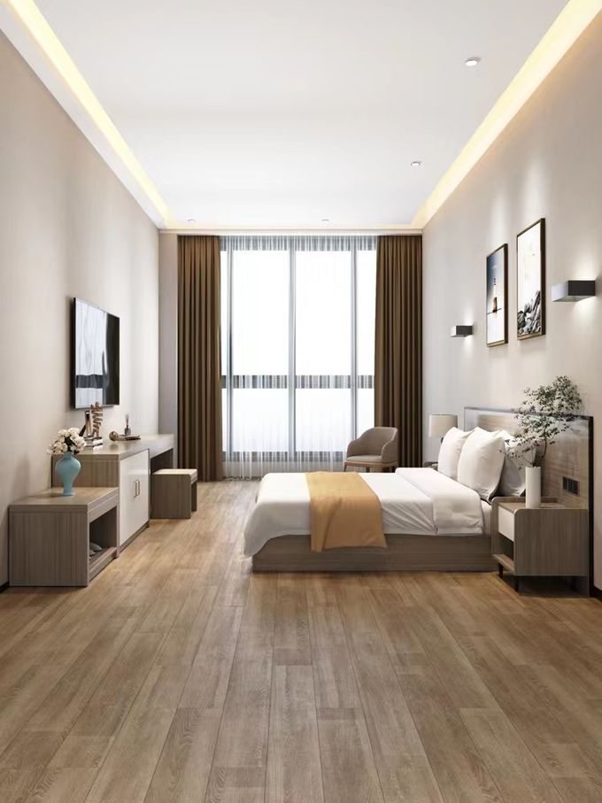 Muebles tapizados de madera sólidos del dormitorio del hotel de la tela del estilo de lujo 0